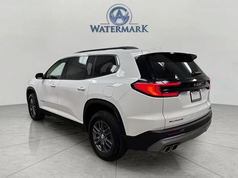 Used 2025 GMC Acadia Elevation image 3