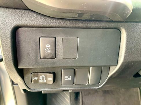 Used 2023 Toyota Tacoma SR5 RWD image 27