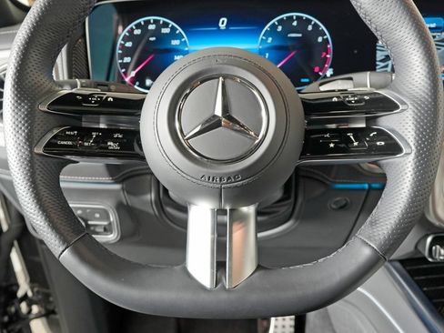 Used 2025 Mercedes-Benz G 550 image 21