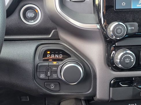 New 2026 RAM 1500 Express image 25