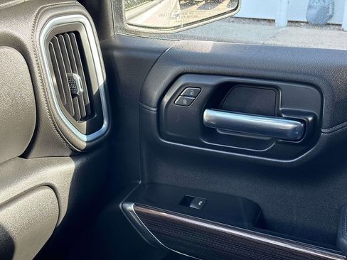 Used 2019 Chevrolet Silverado 1500 LT w/ Convenience Package AWD/4WD image 28