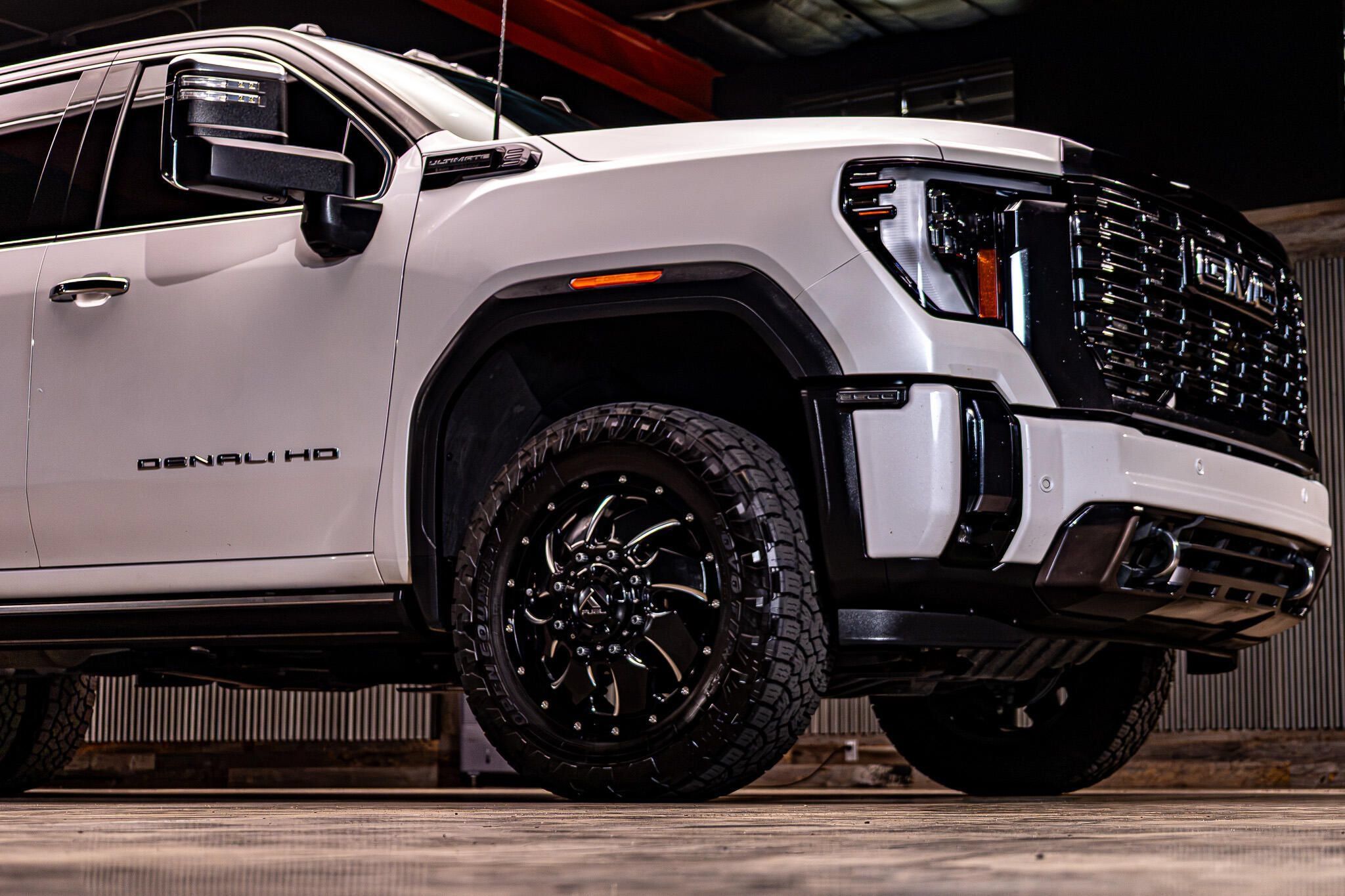 Used 2024 GMC Sierra 3500 Denali Ultimate AWD/4WD image 12