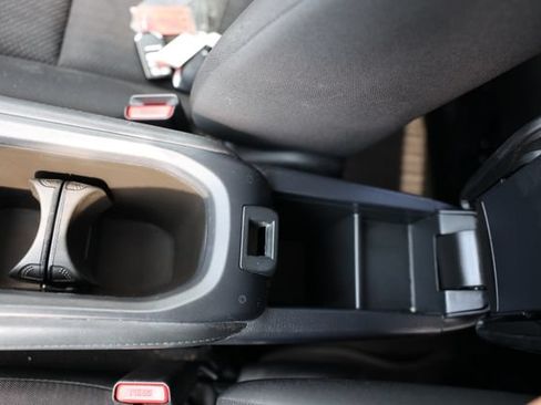 Used 2016 Honda HR-V EX image 31