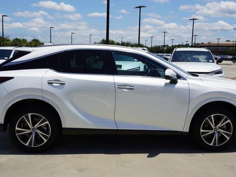 Used 2025 Lexus RX 350 Premium w/ Accessory Package (Z1) FWD image 5