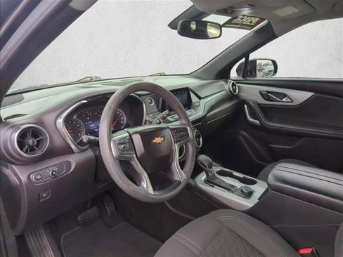 Used 2021 Chevrolet Blazer LT image 11