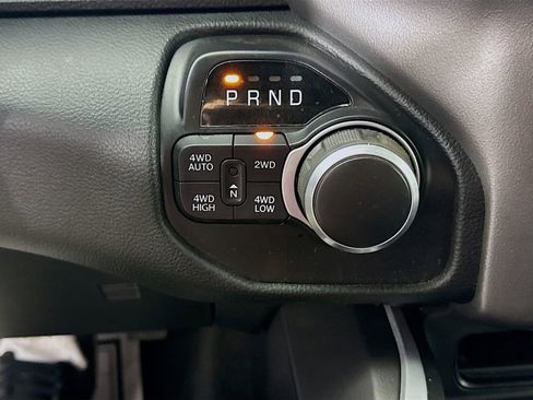 Used 2022 RAM 1500 Big Horn AWD/4WD image 17
