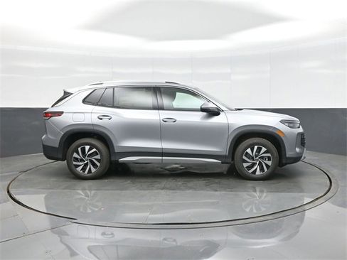 New 2026 Volkswagen Tiguan S image 8