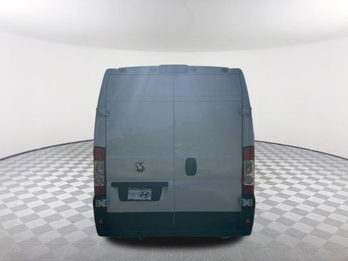Used 2024 RAM ProMaster 3500 w/ Convenience Group image 8