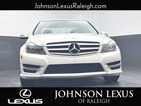 Used 2012 Mercedes-Benz C 300 4MATIC Sedan image 16