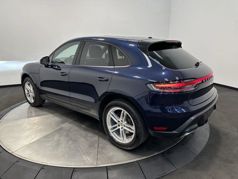 Used 2023 Porsche Macan AWD/4WD image 3