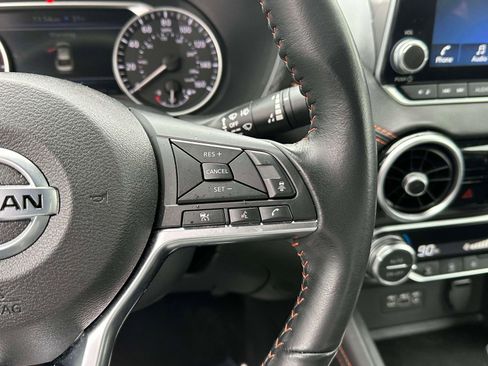 Used 2022 Nissan Sentra SR w/ Trunk Package image 19