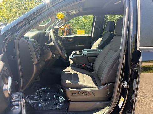 Used 2023 Chevrolet Silverado 1500 Custom AWD/4WD image 21