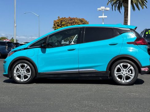 Used 2020 Chevrolet Bolt LT FWD image 8