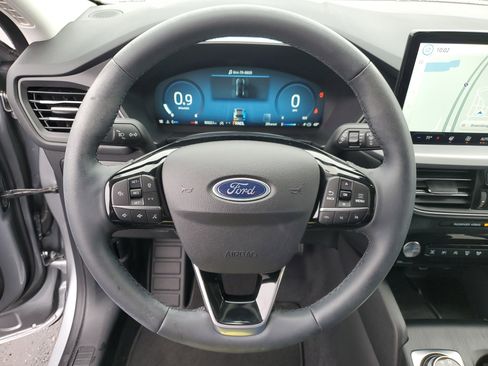 Used 2024 Ford Escape Platinum image 24
