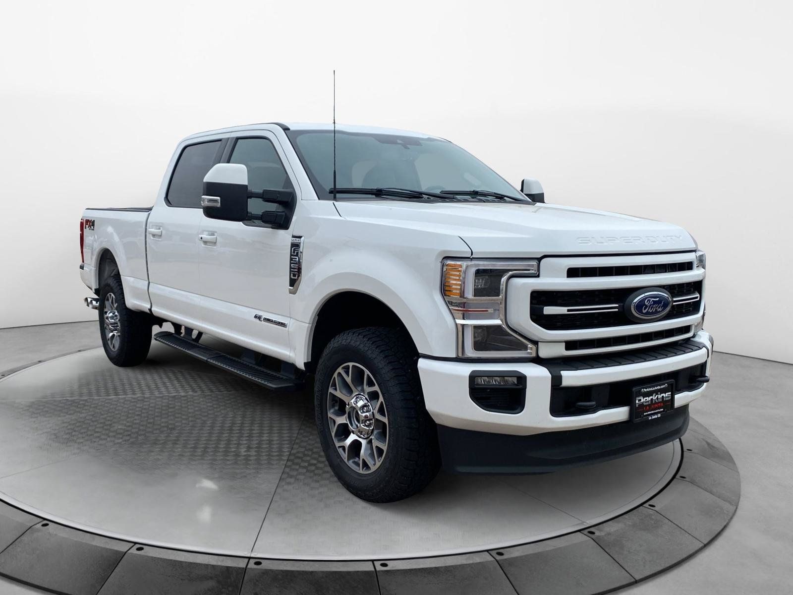 Used 2022 Ford F350 Lariat w/ Lariat Ultimate Package AWD/4WD image 3