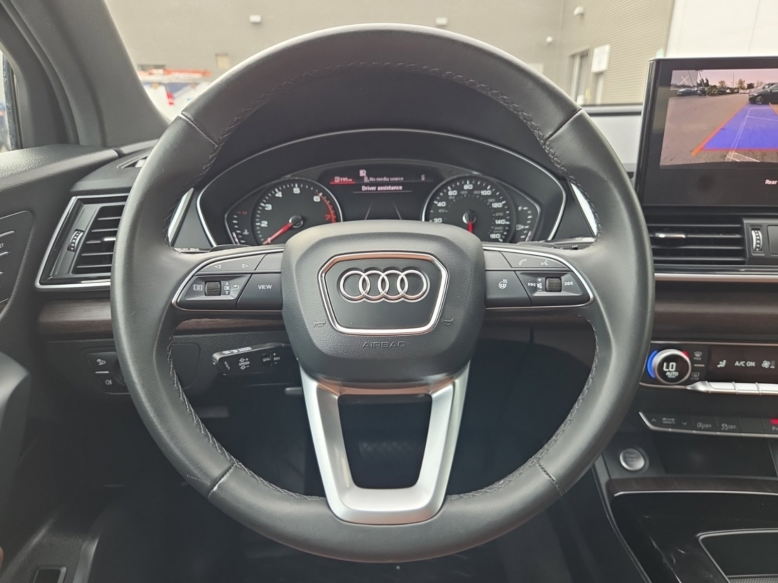 Used 2023 Audi Q5 2.0T Premium w/ Convenience Package AWD/4WD image 27