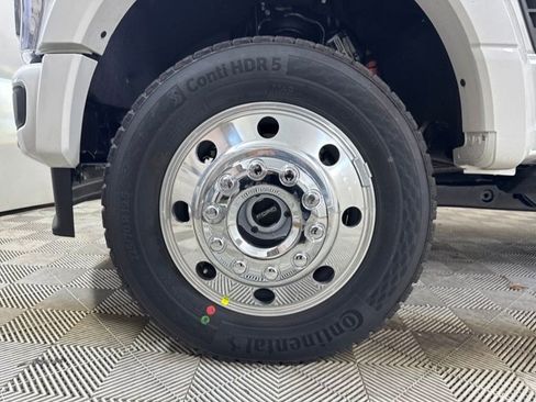 New 2026 Ford F450 Platinum w/ FX4 Off-Road Package image 18