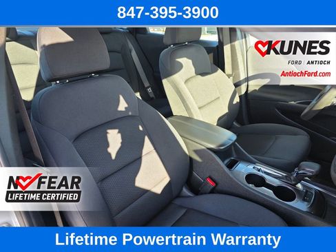 Used 2025 Chevrolet Malibu LT image 31