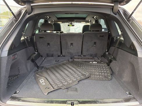 Used 2025 Audi Q7 2.0T Premium w/ Convenience Plus Package image 22