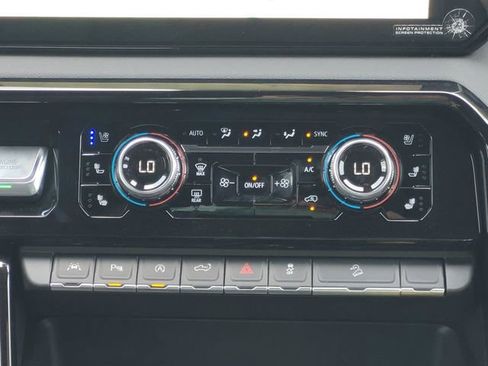 New 2026 GMC Sierra 1500 AT4 w/ AT4 Premium Package AWD/4WD image 15