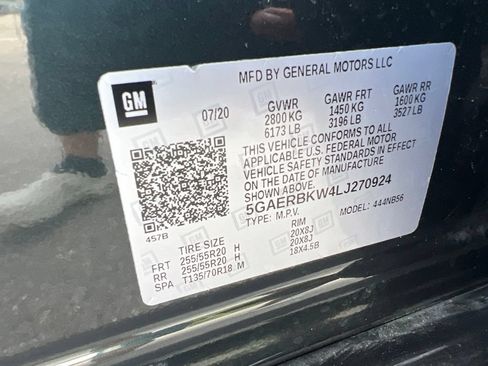 Used 2020 Buick Enclave Essence FWD image 29