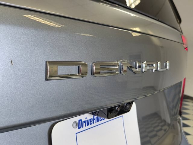 New 2026 GMC Yukon Denali w/ Denali Reserve Package AWD/4WD image 7