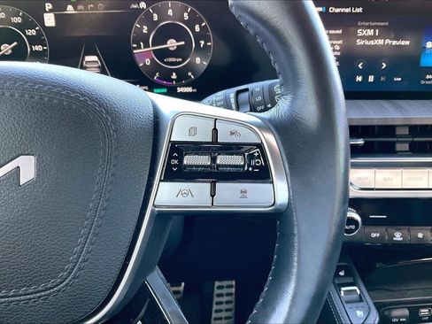 Used 2023 Kia Telluride SX image 12