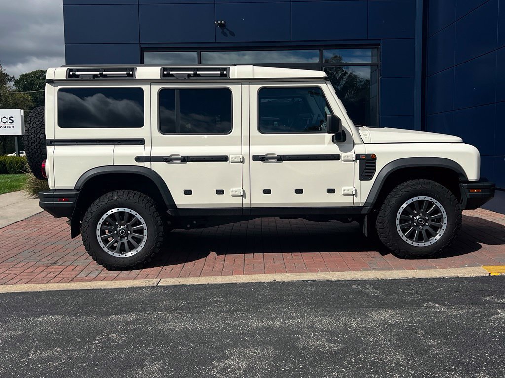 Used 2025 INEOS Grenadier Station Wagon AWD/4WD image 6