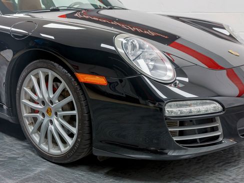 Used 2009 Porsche 911 Carrera 4S image 48