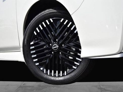 Used 2024 Nissan Leaf SV Plus image 3