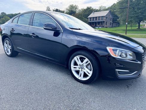 Used 2015 Volvo S60 T5 Platinum AWD/4WD image 1