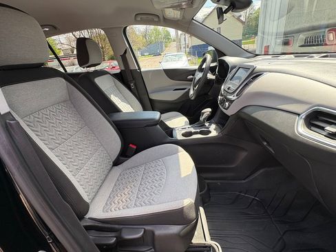 Used 2023 Chevrolet Equinox LS w/ LPO, Floor Liner Package image 17
