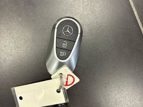 Used 2024 Mercedes-Benz C 300 Sedan image 59