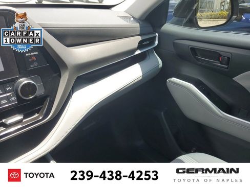 Used 2023 Toyota Highlander LE FWD image 36