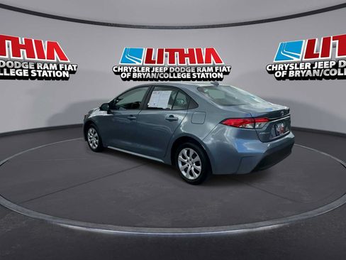 Used 2026 Toyota Corolla LE FWD image 6