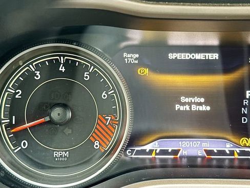 Used 2015 Jeep Cherokee Limited image 13