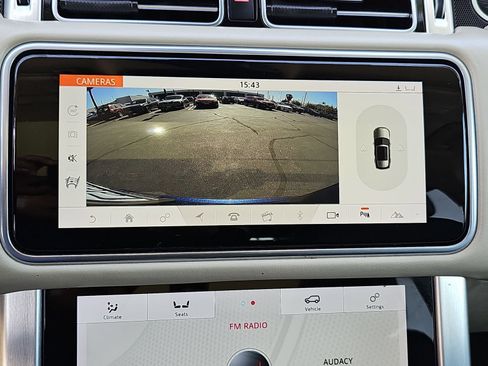 Used 2019 Land Rover Range Rover Long Wheelbase Supercharged AWD/4WD image 24