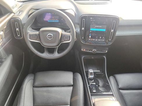 Certified 2024 Volvo XC40 B5 Plus w/ Protection Package Premier AWD/4WD image 11