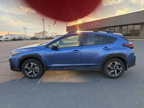 Certified 2025 Subaru Crosstrek 2.0i Premium image 2