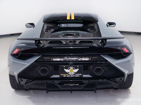 Used 2023 Lamborghini Huracan Tecnica RWD image 7