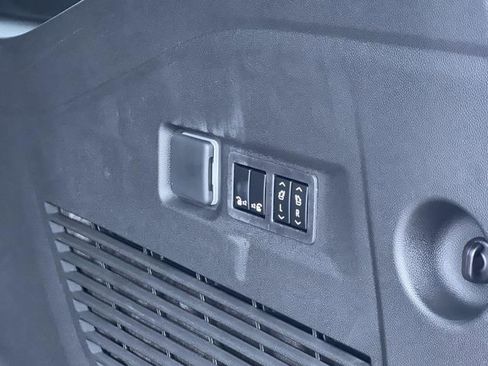 New 2026 GMC Yukon XL Denali w/ Sun & Power Step Package image 31