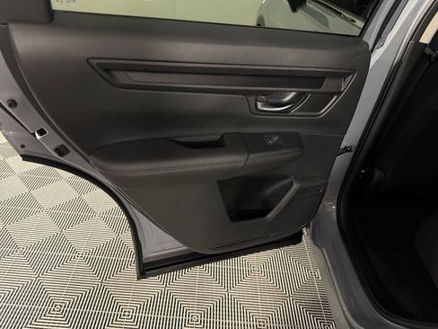 Used 2025 Honda CR-V EX image 24