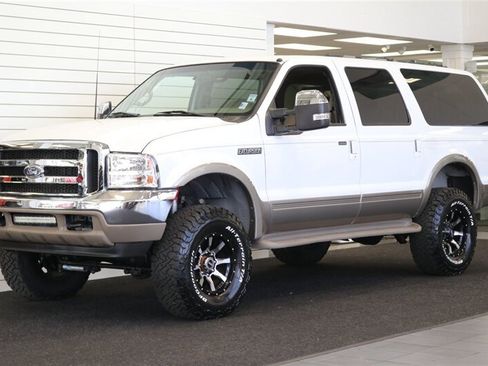 Used 2000 Ford Excursion Limited AWD/4WD image 3