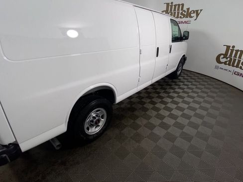 New 2025 GMC Savana 3500 Extended w/ Driver Convenience Package image 8