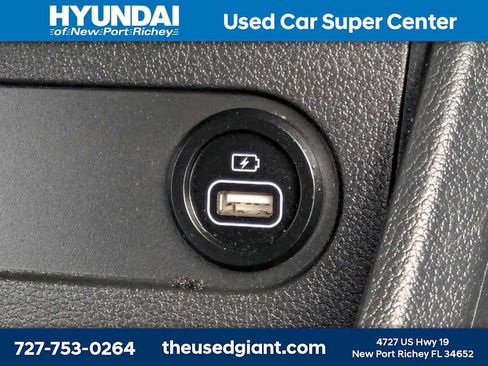 Certified 2023 Hyundai Santa Fe SEL FWD image 30
