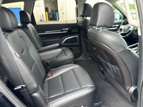 Used 2023 Kia Telluride S w/ S Sunroof Package AWD/4WD image 39