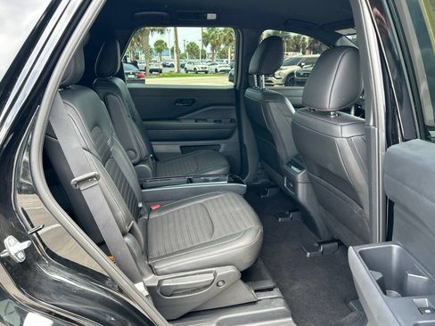 Certified 2025 Nissan Pathfinder Rock Creek AWD/4WD image 44