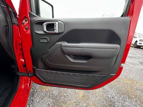New 2026 Jeep Wrangler Sport AWD/4WD image 17