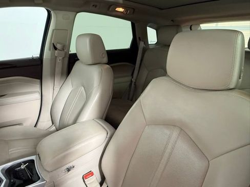 Used 2012 Cadillac SRX Luxury image 30