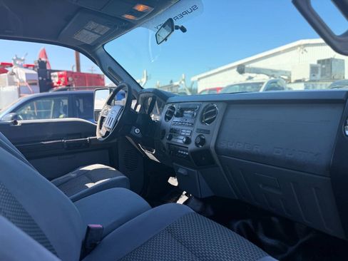 Used 2011 Ford F550 2WD Crew Cab Super Duty w/ Payload Upgrade Pkg image 23